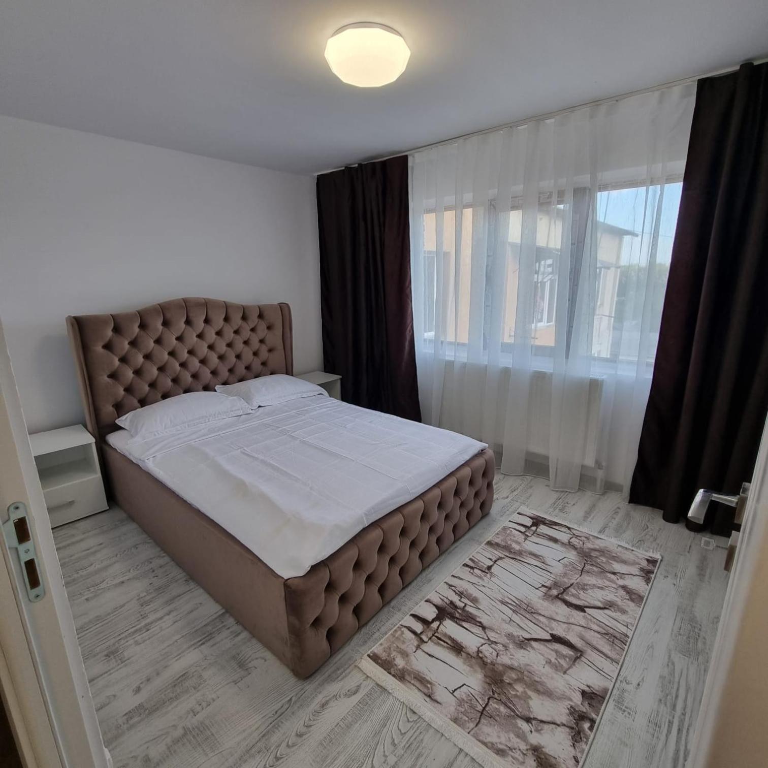 Lovely 2 Bedrooms Flat Cornelia- Central Corabia Eksteriør billede